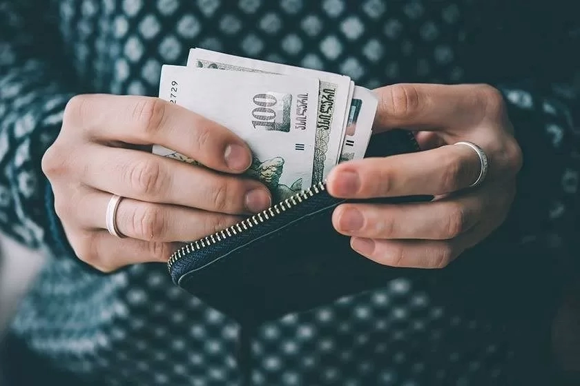 ყველა საჯარო მოხელეს ანაზღაურება 10%-ით ეზრდება