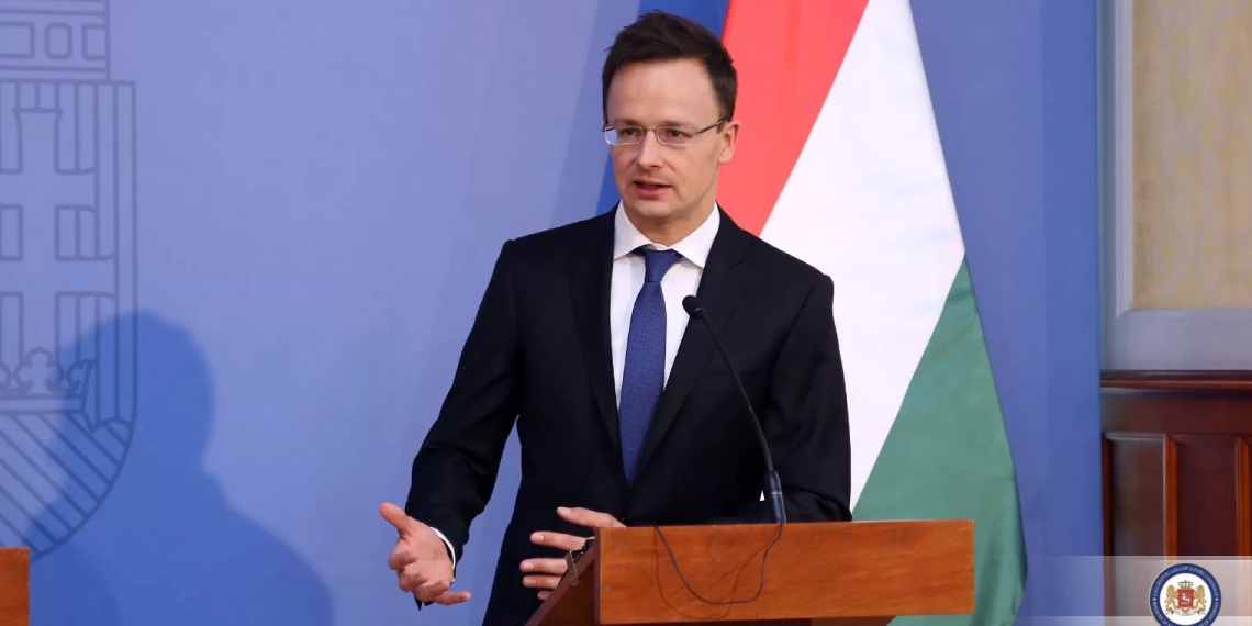 უნგრეთის საგარეო საქმეთა მინისტრი უკრაინაში ჩავიდა