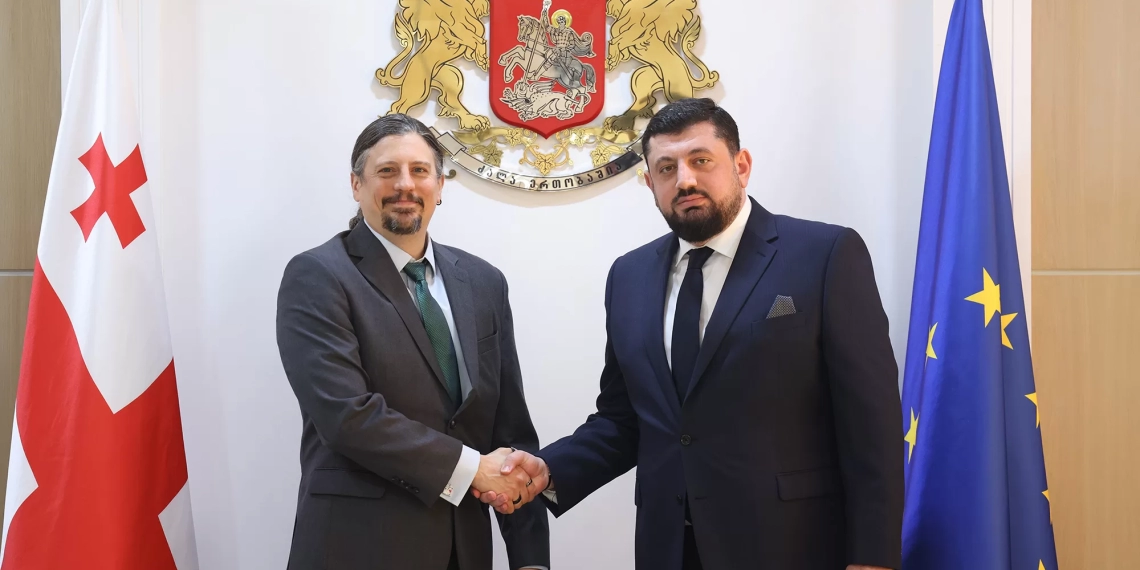 რაჟდენ კუპრაშვილი აშშ-ის სახელმწიფო დეპარტამენტის კოორდინატორს გლობალურ ანტიკორუფციულ საკითხებში რიჩარდ ნეფიუს შეხვდა