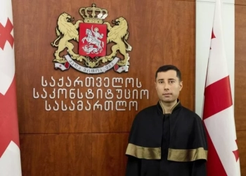 საკონსტიტუციოს მოსამართლეს ბათუმში სახლი აქვს, მაგრამ მისთვის ბინას მაინც ქირაობენ