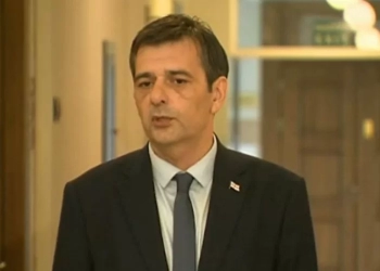 გავრცელებული ინფორმაციით, პრეზიდენტის საპარლამენტო მდივანს პარლამენტის საშვი გაუუქმეს