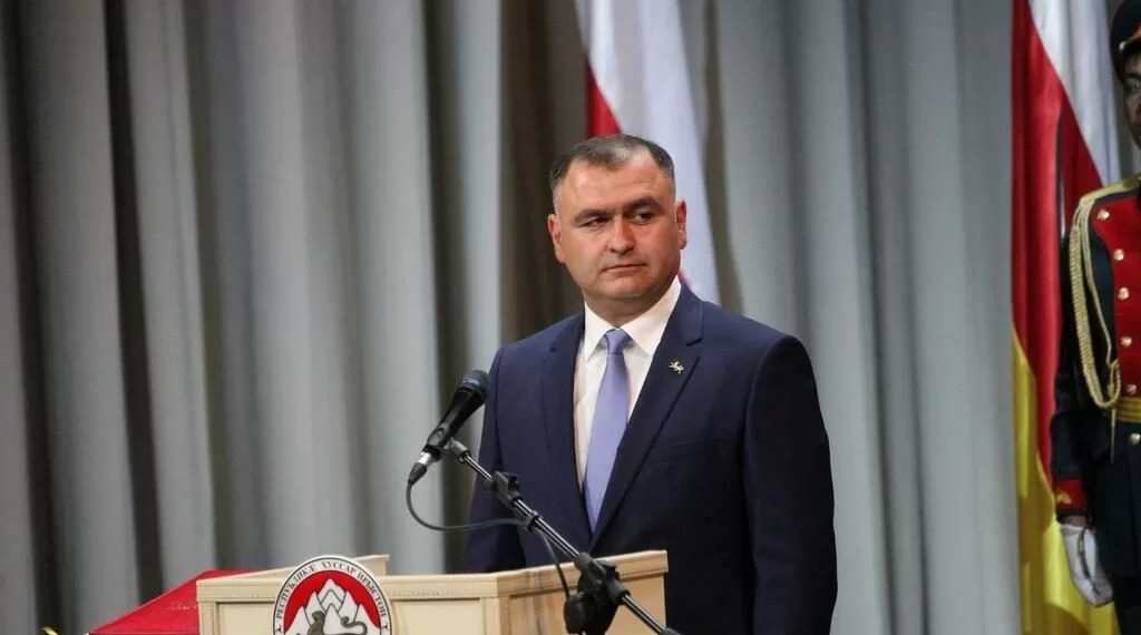 ოკუპირებულ ცხინვალში რუსეთის საპრეზიდენტო არჩევნებისთვის მოსამზადებლად სხდომა ჩატარდა
