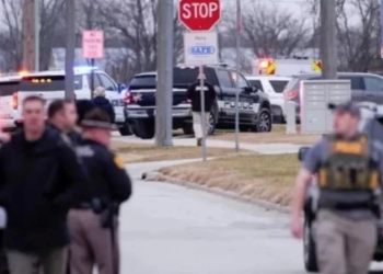 არიან დაღუპულები,სროლა აიოვას შტატში