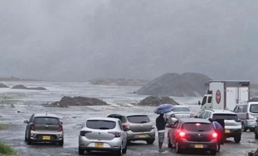 დაღუპულია 18 ადამიანი,კოლუმბიაში ზვავი ჩამოწვა