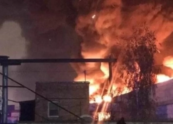 რუსეთში საზღვაო სავაჭრო პორტის ტერმინალი იწვის