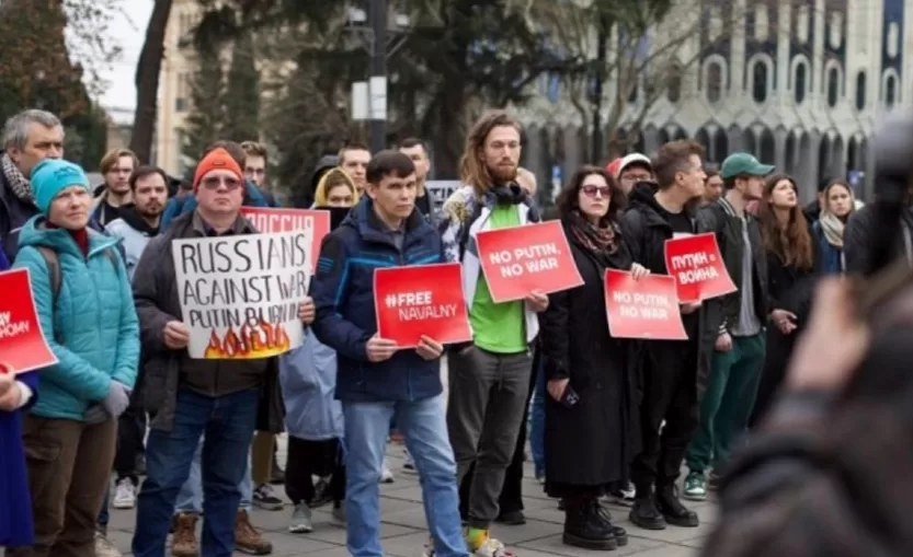 “რუსეთი პუტინის გარეშე” – თბილისში ალექსეი ნავალნის მხარდამჭერების აქცია გაიმართა