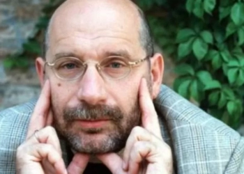 რუსეთმა მწერალ ბორის აკუნინზე ძებნა გამოაცხადა