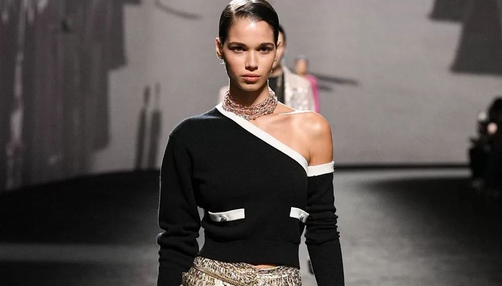 მატილდა გვარლიანი Calvin Klein-ის ახალი კოლექციის სახეა