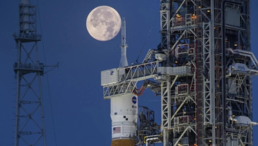 NASA-მ მთვარეზე პირველი პილოტირებული მისიის გაშვება 1 წლით გადადო