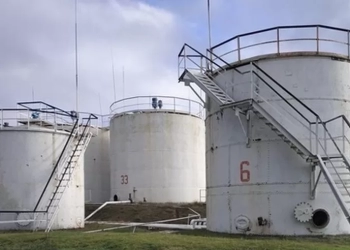 უკრაინულმა დრონებმა სანქტ-პეტერბურგში ნავთობბაზას დაარტყეს