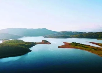 ,,ყველა ტიროდა” – როგორ გაჩნდა კუნძულები ტყიბულში