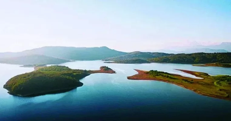 ,,ყველა ტიროდა” – როგორ გაჩნდა კუნძულები ტყიბულში