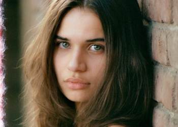 მოუშუშებელ იარად დიდხანს დარჩება – ელენე ეფრემიძეს უნივერსიტეტი ემშვიდობება