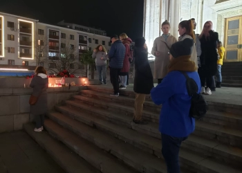 არ დავივიწყებთ! არ გაპატიებთ! – ქუთაისში, რუსეთის მოქალაქეებმა, ალექსეი ნავალნის ხსოვნას პატივი მიაგეს