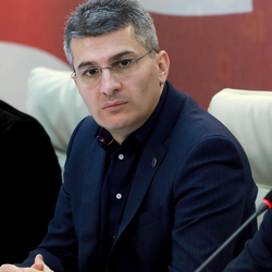 თამამად შეგვიძლია ვთქვათ, რომ საკონსტიტუციო უმრავლესობისთვის ვიბრძოლებთ და არა უბრალო გამარჯვებისთვის – მამუკა მდინარაძე