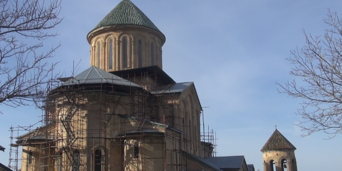 კრიტიკულად მძიმე მონაკვეთები გაბნეულია მთლიანი მხატვრობის პერიმეტრზე – რა მდგომარეობაა გელათში