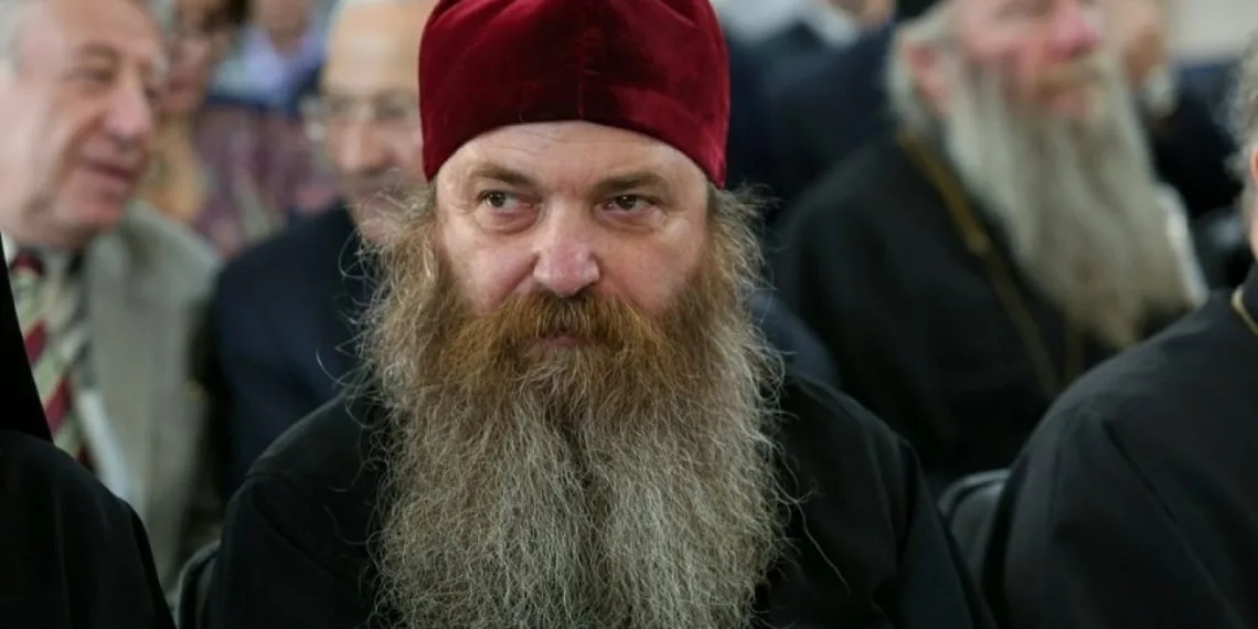 ძველი დროიდან მოყოლებული ვიცით, რომ ადამიანი შექმნა ღმერთმა, მამაკაცად და დედაკაცად შექმნა-მეუფე იაკობი