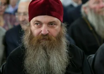 ძველი დროიდან მოყოლებული ვიცით, რომ ადამიანი შექმნა ღმერთმა, მამაკაცად და დედაკაცად შექმნა-მეუფე იაკობი