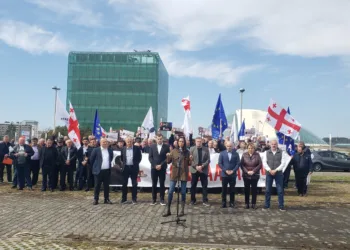 ,,თავისუფლება მიშას” – ქუთაისიდან კოლონა თბილისში წასასვლელად ემზადება