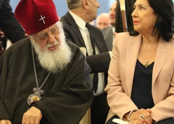 გაუგებარია, რას გულისხმობდა ქალბატონი პრეზიდენტი “ეკლესიის ძველ მეთოდებზე“ -ჯაღმაიძე ზურაბიშვილზე