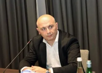 კლასელის დაბადების დღეზე ტორტი არ მაჭამესო, ვინაიდან ფული არ მქონდა დადებულიო- რას წერს გელა სიორდია