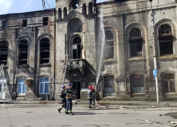 ქუთაისის კულტურული მემკვიდრეობის სტატუსის მქონე ფოსტის შენობა დაიწვა (+ფოტო)