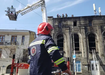 ქუთაისის კულტურული მემკვიდრეობის სტატუსის მქონე ფოსტის შენობა დაიწვა (+ფოტო)