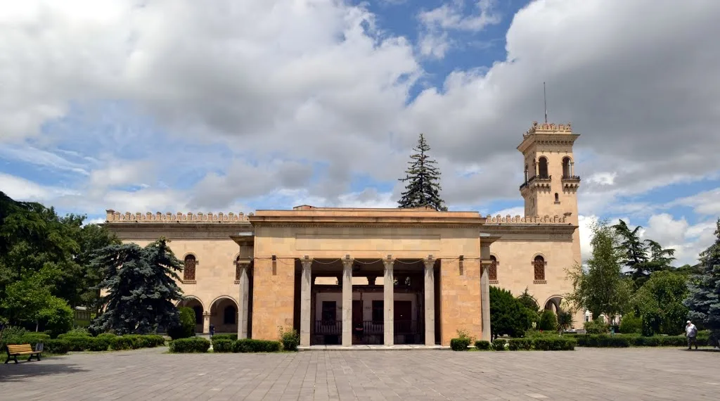 სტალინის მუზეუმში ასაფეთქებელი მოწყობილობა არ აღმოჩნდა