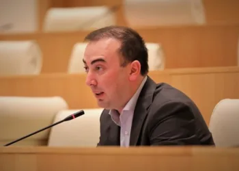 „რას აკეთებდა შსს-ს მინისტრი, მაშინ როდესაც სპეცრაზმი ჩვენს ახალგაზრდებს სცემდა?-დავით ხაჯიშვილი