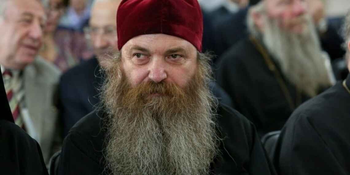“უფალო , შეგვინდე და გვაკურთხე. კიდევ ერთხელ შენდობას გთხოვ.”-მეუფე იაკობი