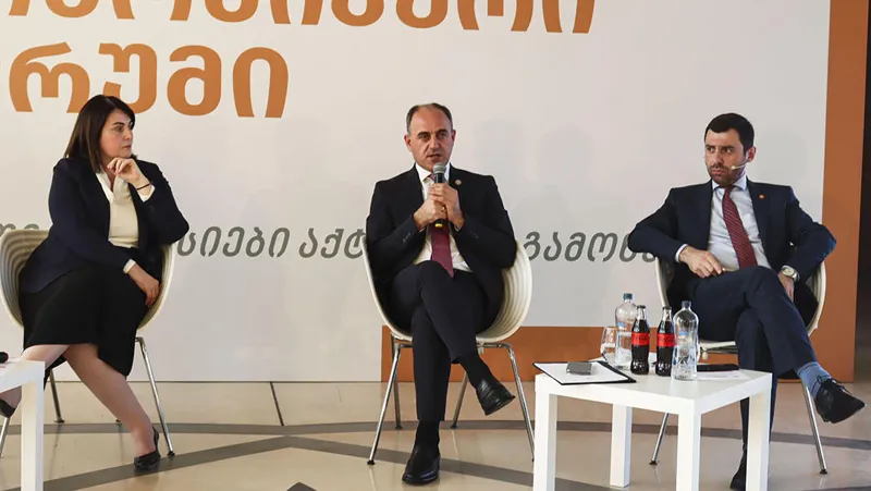 სემეკის თავმჯდომარემ წყალმომარაგების სექტორში არსებულ მდგომარეობასა და მარეგულირებელ ნორმებზე ისაუბრა