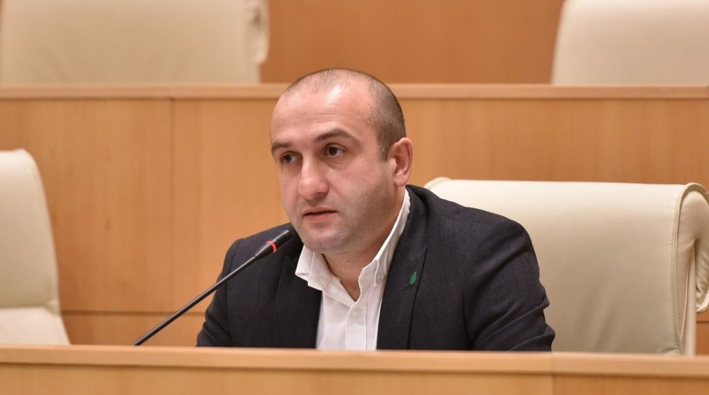 ნიკა გვარამია გამოსწორდა, ადრე ცუდად იქცეოდა და ახლა კარგად იქცევა-იაგო ხვიჩია