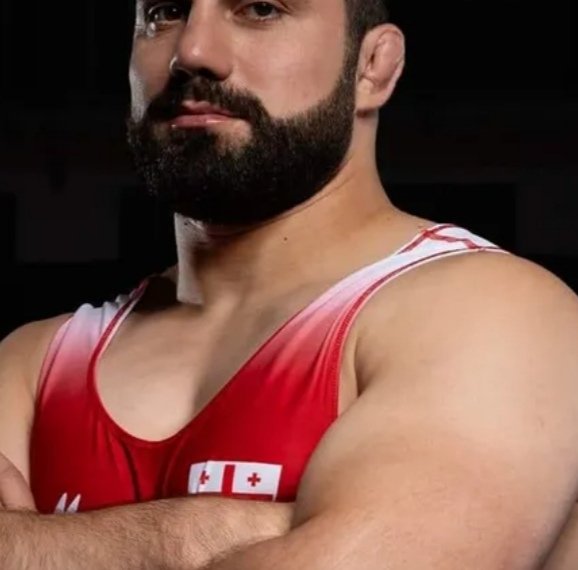 პარიზის 2024 წლის ოლიმპიურ თამაშებზე დღეს ბერძნულ-რომაული სტილით მოჭიდავე რობერტ კობლიაშვილი (97 კგ) იასპარეზებს