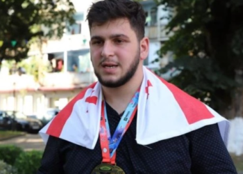 ზესტაფონელი ბექა ბოგვერაძე მსოფლიო ჩემპიონატზე მკლავჭიდში ახალგაზრდებს შორის მსოფლიო ჩემპიონია