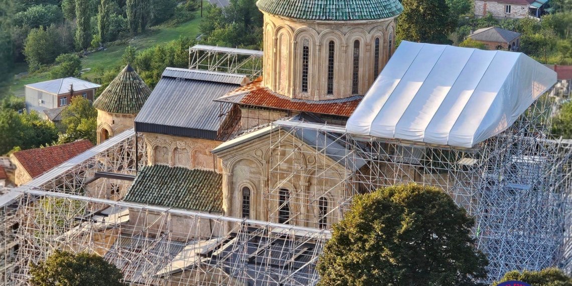 გელათის სამონასტრო კომპლექსი, რომელიც დღეს უნდა გახსნილიყო კვლავ დაკეტილია