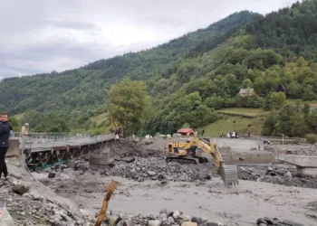 ძლიერი ნალექის შედეგად დაზიანდა ქუთაისი(ჭომა)-ალპანა-მამისონის უღელტეხილის საავტომობილო გზა, სარმის ხიდი.