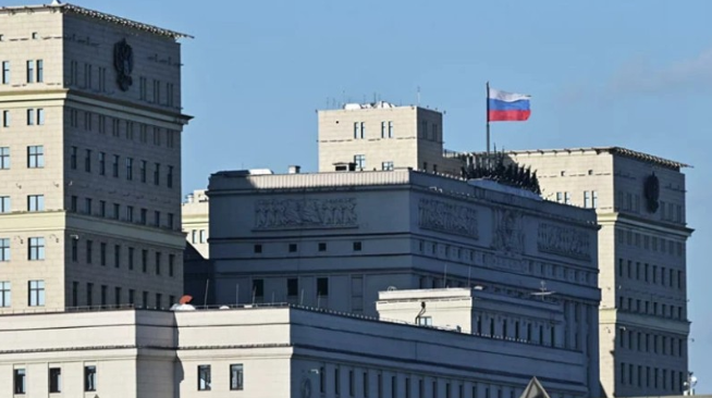 რუსეთის თავდაცვის სამინისტროში აცხადებენ, რომ ღამით 12 უკრაინული უპილოტო საფრენი აპარატი ჩამოაგდეს