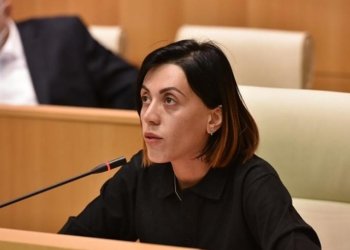 ახლა ზუგდიდში ჩამობრძანდი და ხალხს, ვისაც ეუბნებოდი, პარტიაში ოლიგარქები არიან და მაგიტომ წამოვედიო, აუხსენი, რომ იტყუებოდი და უსინდისო იყავი – ანა წითლიძე ხატია დეკანოიძეს მიმართავს