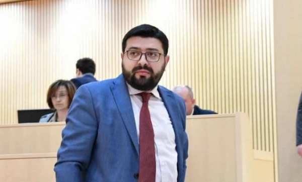 ადრე ქუჩებში იარაღით ხოცავდნენ ახალგაზრდებს, ახლა ფაშისტური კამპანიით, ბულინგით, ზიზღის ფრქვევით კლავენ – ნაცურმა პროპაგანდამ მოკლა ერმილე გიგიაძე – დიტო სამხარაძე