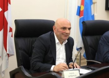 ბათუმის საკრებულოს თავმჯდომარე გადადგა