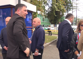 “მაყურებელი ვარ” – მარტვილის საკრებულოს თავმდჯომარე ტელეკომპანია “მეგა ტვ”-ს საქმიანობაში ხელის შეშლას ცდილობდა