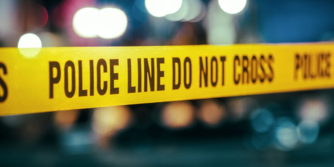 ტეხასის პოლიციამ დააკავა სამი ზრდასრული, რომლებმაც, სავარაუდოდ, 6 წლის ბავშვი საშრობში ჩაკეტეს და ის ჩართეს