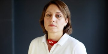 როდის იქნება კარვები, სად დავდგებით, როდის დავდგებით, ამ ყველაფერს ბიძინა ივანიშვილი სიურპრიზად მიიღებს – ფაქტების და მტკიცებულებების ზღვა მოედინება- ელენე ხოშტარია