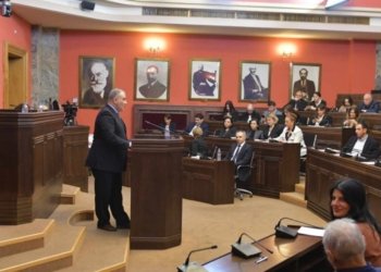 კომიტეტების გაერთიანებულ სხდომაზე სამთავრობო პროგრამას და მინისტრობის კანდიდატებს მხარი დაუჭირეს