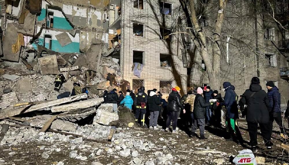 რუსეთის მიერ, უკრაინაში განხორციელებული მორიგი თავდასხმის შედეგად 13 ადამიანი დაშავდა, მათ შორის სამი ბავშვი