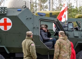 ქუთაისში სამხედროების შვილებისთვის საახალწლო ღონისძიება გაიმართა