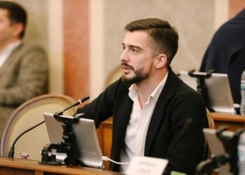 დარწმუნებული ვარ, გადაივლის ემოციური ფონი და საზოგადოების ჯანსაღი ნაწილი სწორ მხარეს დადგება – კონსტანტინე ზარნაძე