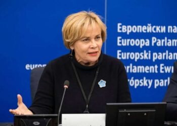 მოვუწოდებთ წევრ ქვეყნებს, დაუწესონ სანქციები იმ ადამიანებს, ვინც არჩევნების გაყალბებასა და ძალადობაზე არიან პასუხისმგებელი – რასა იუკნევიჩიანე