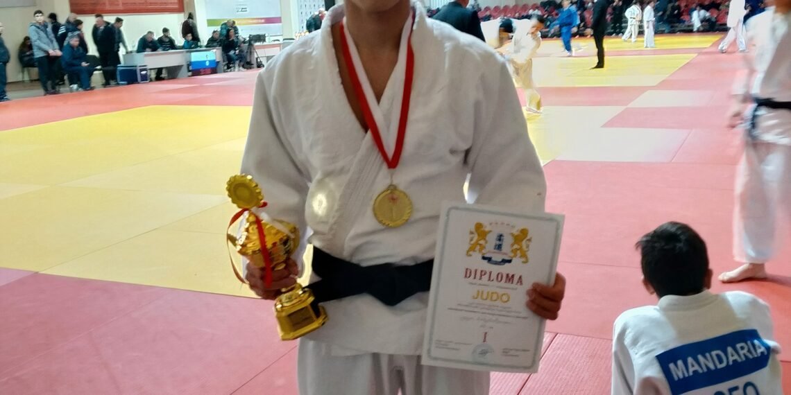 დროშა ერთად უნდა გაგვეშალა- ყვარელი ავარიაში დაღუპულ ახალგაზრდა ძიუდოისტს გლოვობს