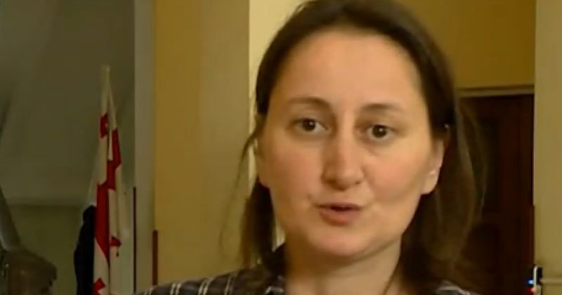 პოლიციამ დააკავა „ბათუმელების“ დირექტორი მზია ამაღლობელი